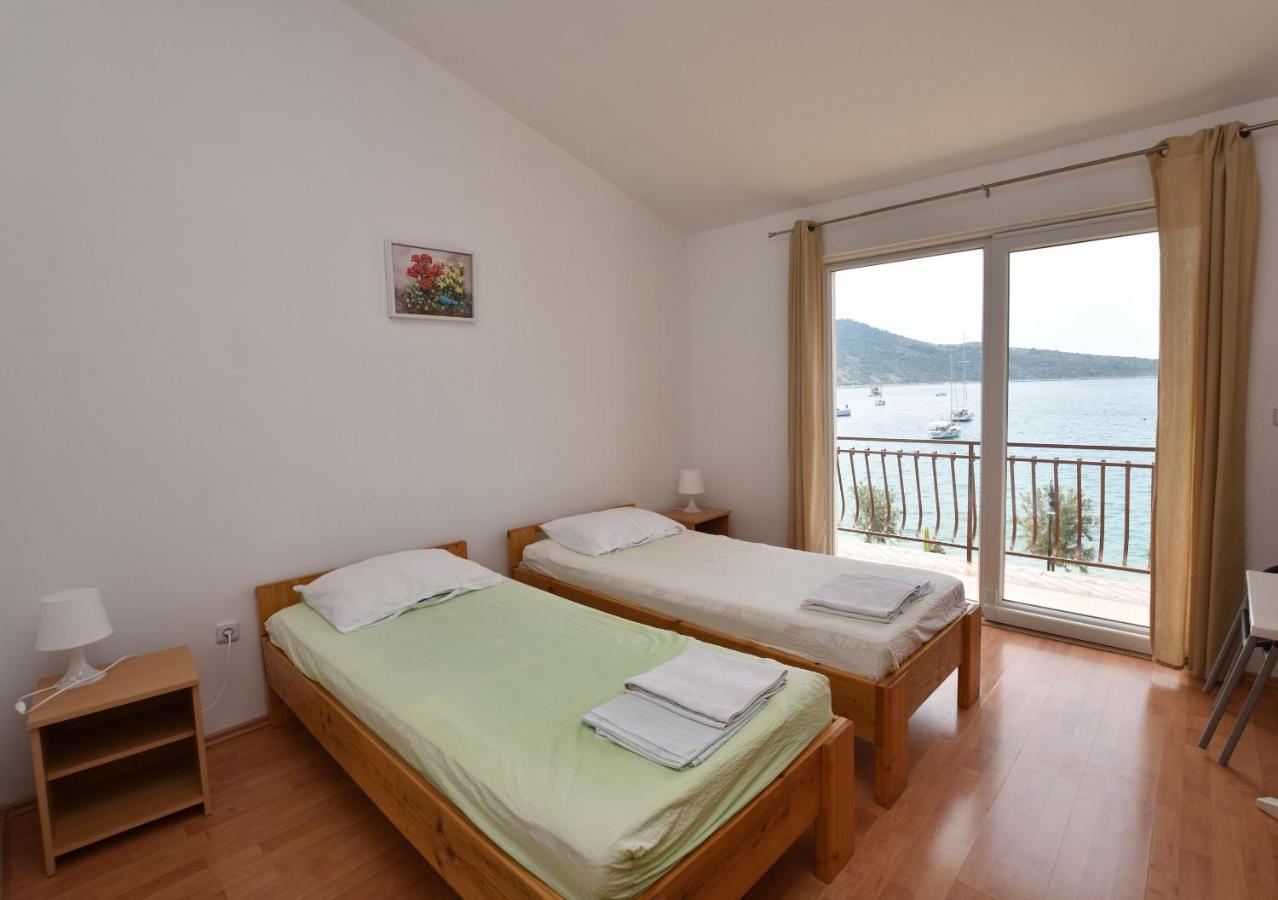 Apartments Jere Primosten Exterior photo